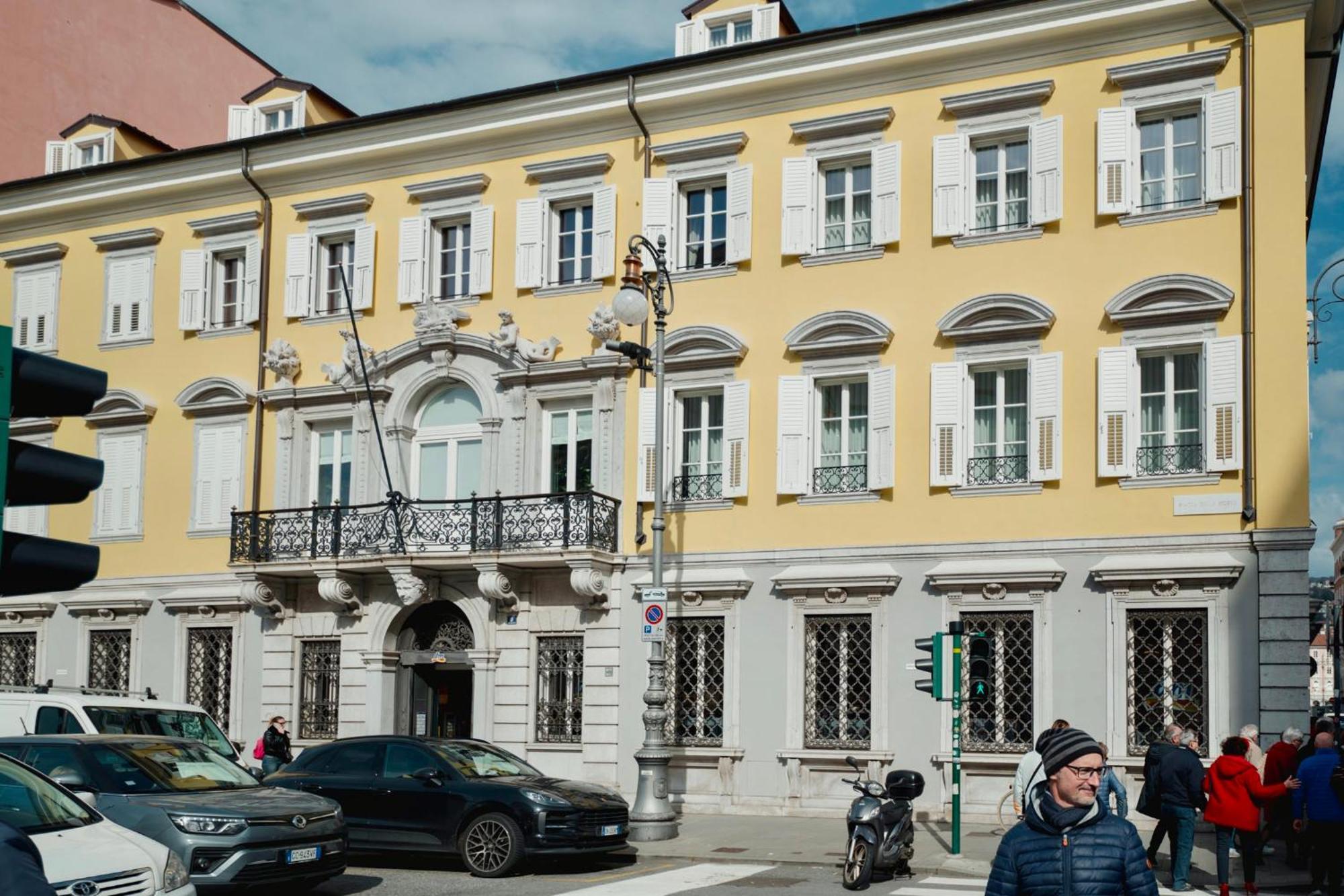Casa Romano Suites Trieste Eksteriør bilde